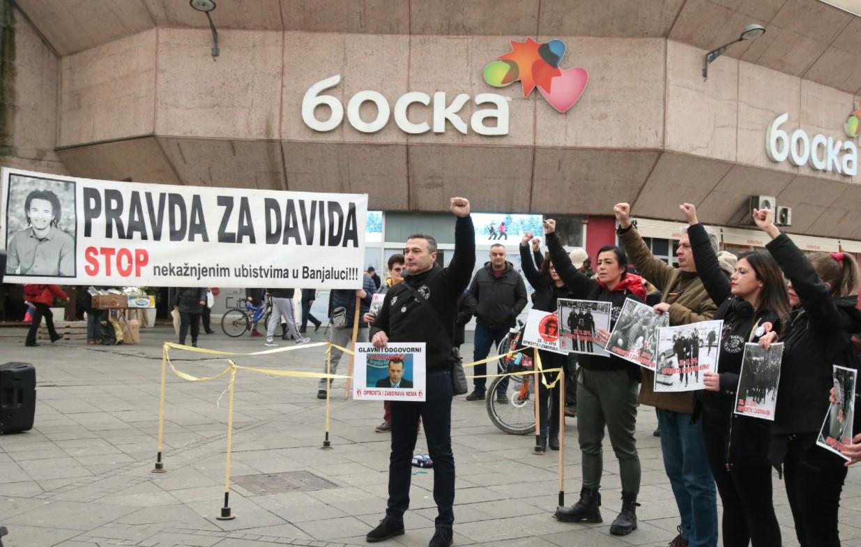 Tri godine od neviđene policijske represije u Banjoj Luci: Gdje su politički lešinari i pozicije i opozicije, gdje je gradonačelnik, gdje je Dodik?