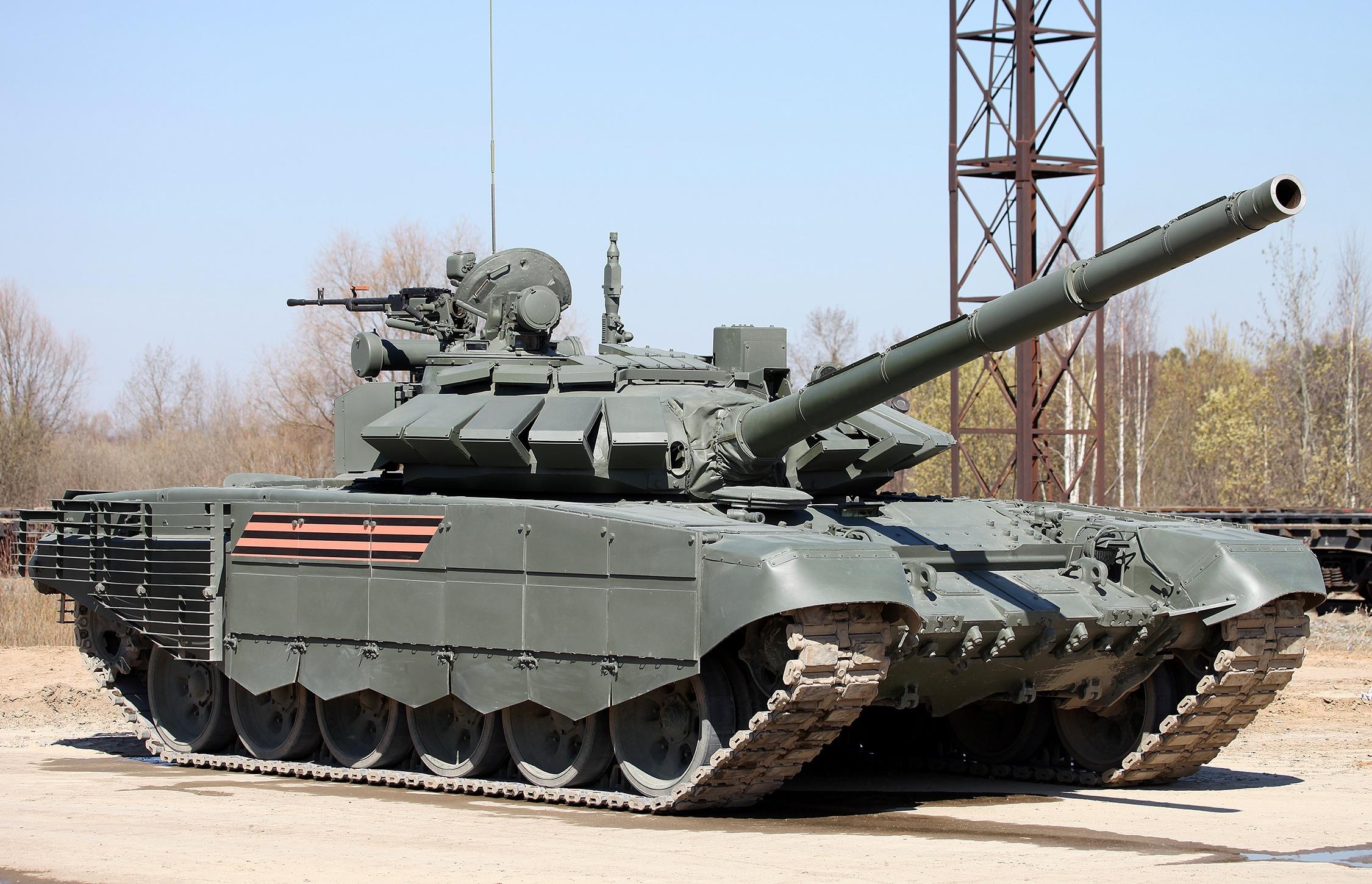 Tenk T-72B3M - Avaz
