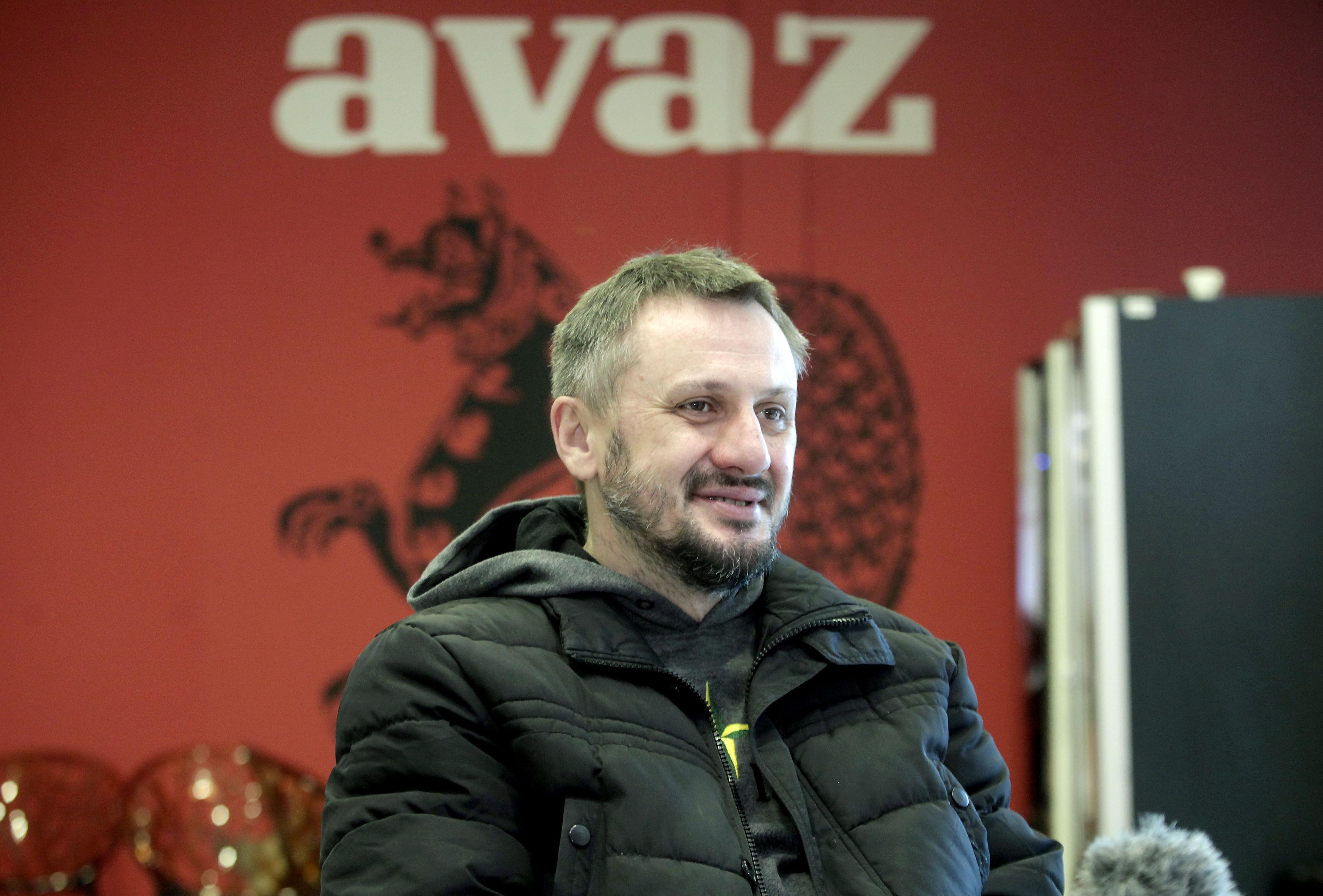 Dino Šaran - Avaz