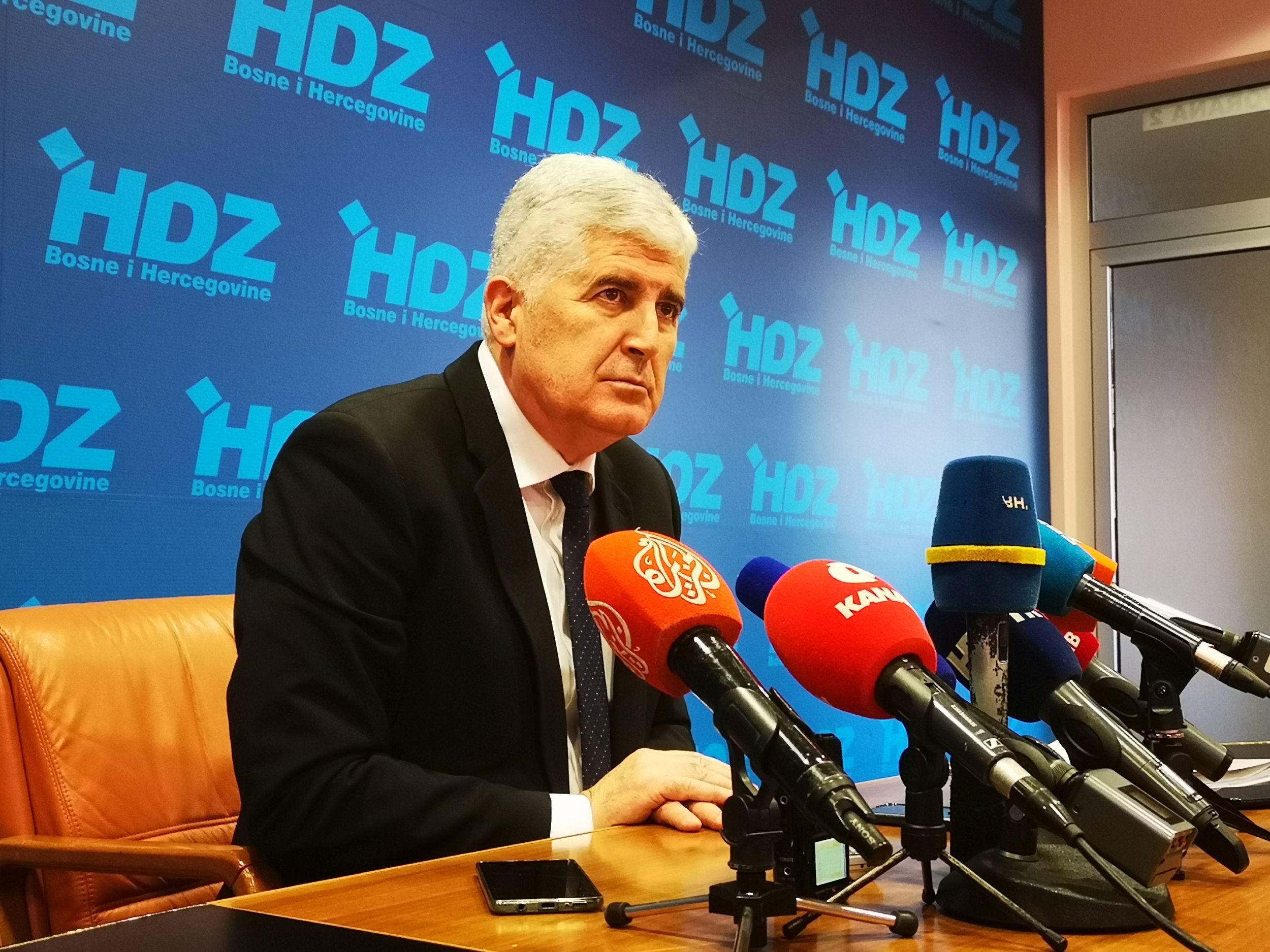 Čović: Recite mi, je li išta novo napisano u odnosu na ranije sankcije koje je gospodin Dodik imao?