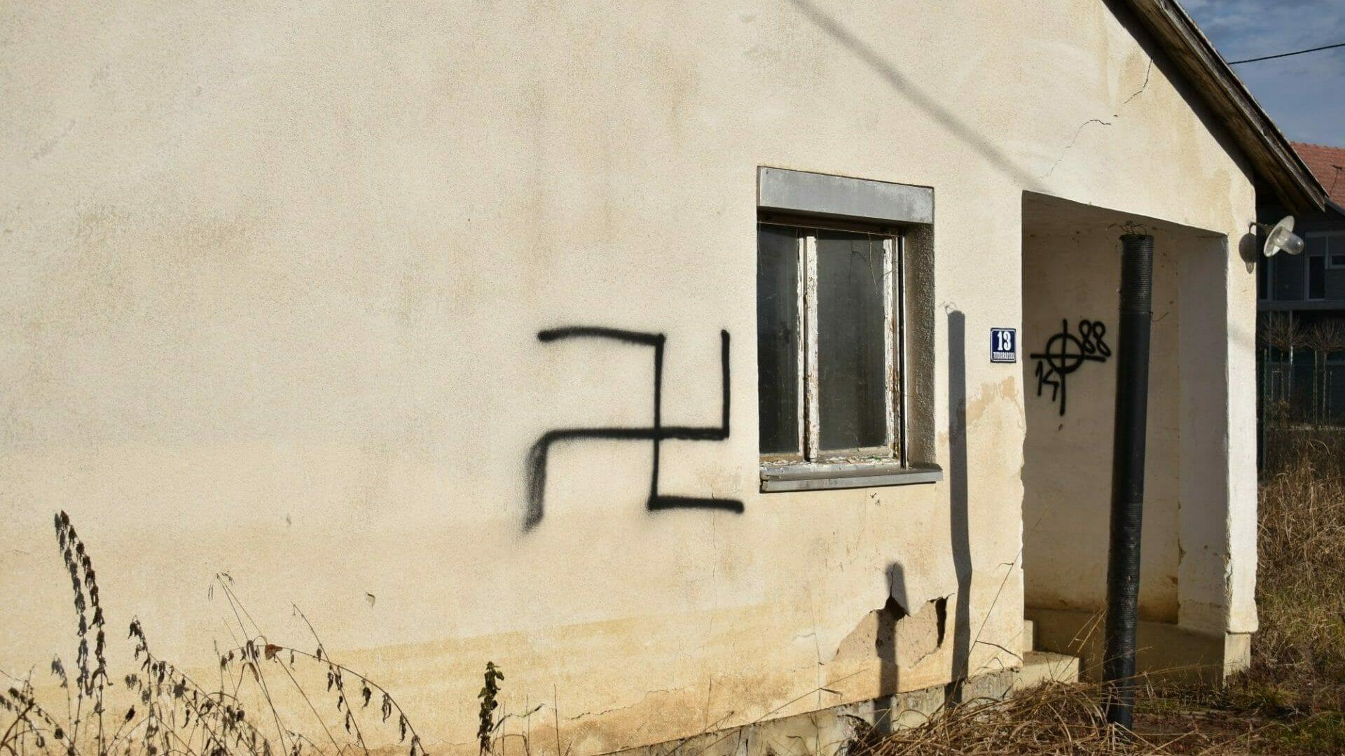 Sramotni grafiti - Avaz