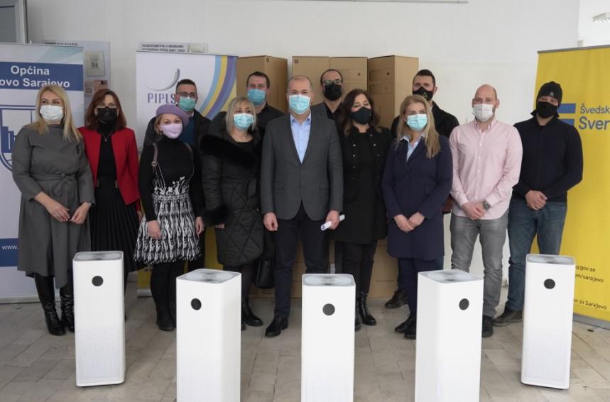 Općina Novo Sarajevo obezbijedila 200 prečišćavača zraka za deset osnovnih škola