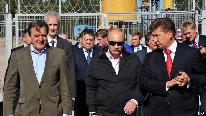 Putin, Miler i bivši njemački kancelar Šreder - Avaz