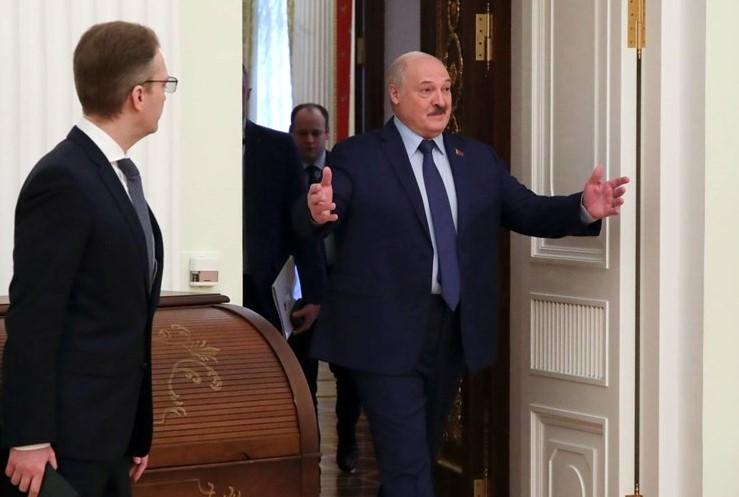 Pogledajte kako je Lukašenko ušao u Putinov ured