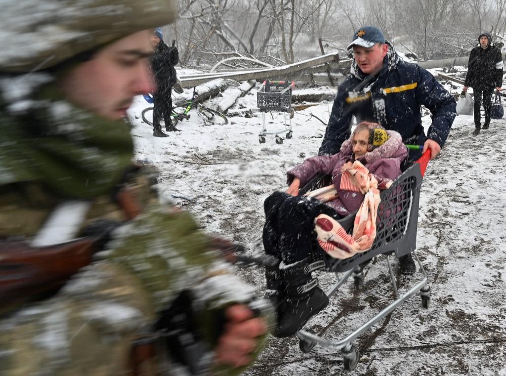 Rusi napali konvoj tokom evakuacije i ubili 7 civila