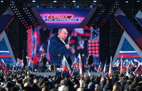 Okupljeni priredili ovacije Putinu - Avaz