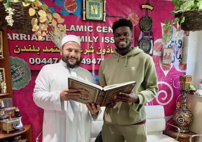 Veznjak Arsenala Tomas Parti prešao je na Islam - Avaz