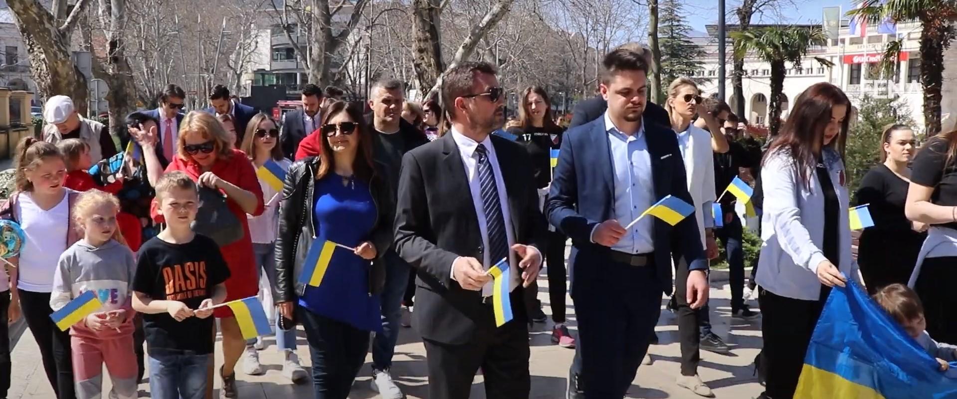 Iz Mostara poslana poruka mira i podrške Ukrajini: Mladi ljudi ne žele rat