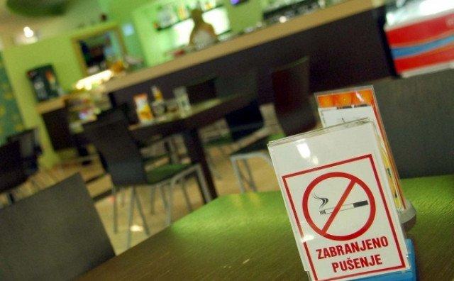 Usvojen Zakon o ograničenoj upotrebi duhana - Avaz