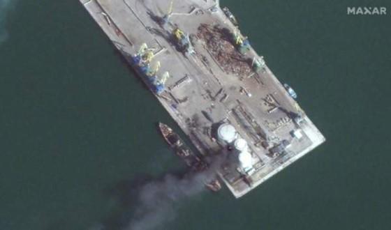 Satelitski snimak pokazuje uništeni ruski brod u Berdjansku