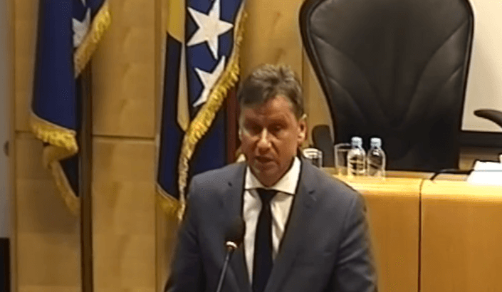 Novalić u Parlamentu predstavio budžet
