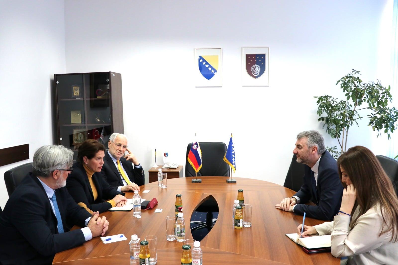 Forto nakon sastanka s Alenkom Bratušek: Pomoći će da se BiH u EU predstavi u evropskom svjetlu