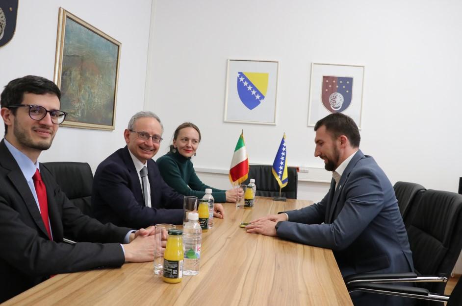 Ministar Delić se sastao s ambasadorom Italije u BiH