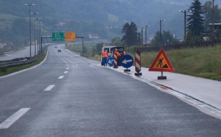 Stanje na putevima u BiH: Kraći zastoji, radovi u toku na više dionica