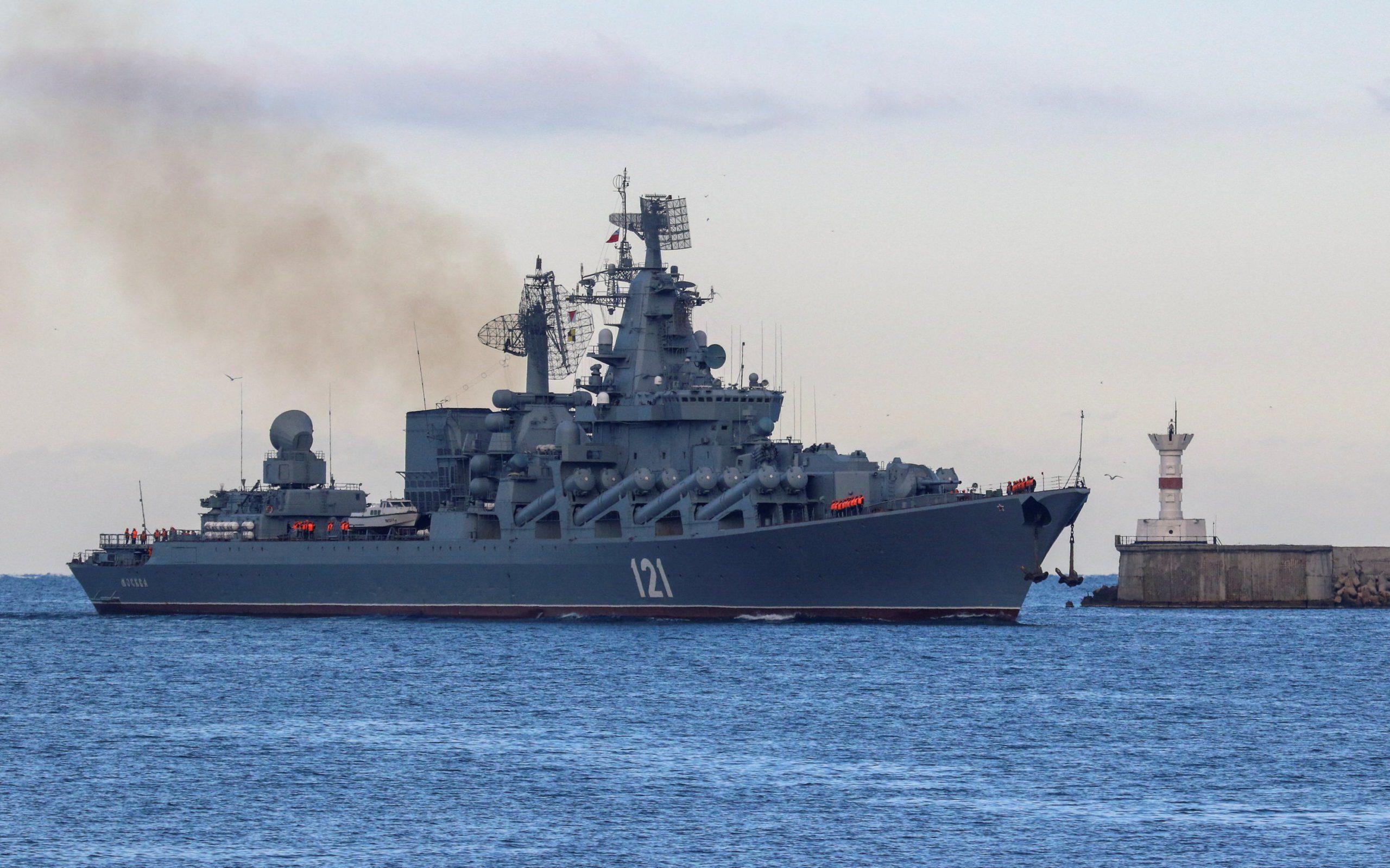 Potonuo ruski moćni brod, Ukrajina se oglasila: Ruski ratni brode, što toneš?