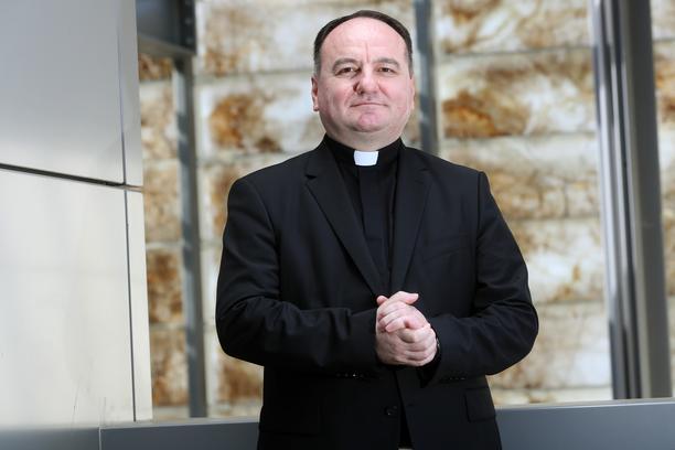 Biskup Palić uputio čestitku za Uskrs: Blagdan koji daje nadu i ohrabrenje u ovom svijetu boli