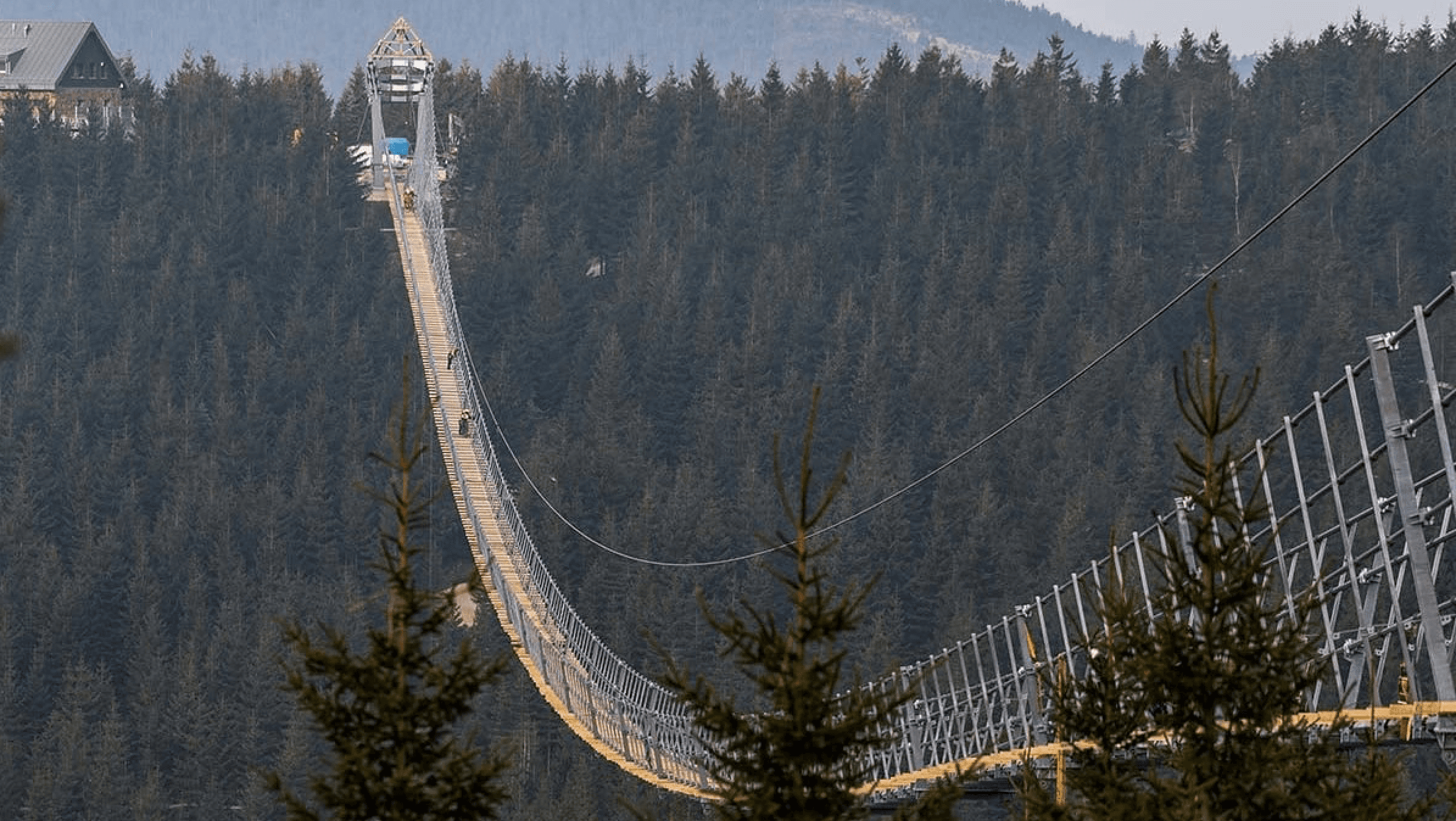 Da li biste se usudili proći: Češka otvara rekordno dug viseći most od čak 721 metar