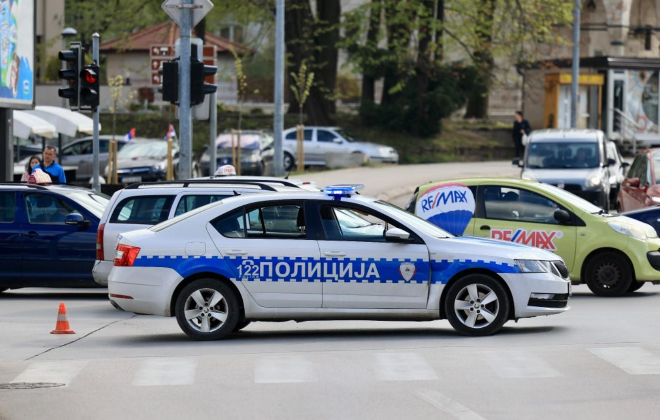 Jake policijske snage na ulicama Banja Luke - Avaz