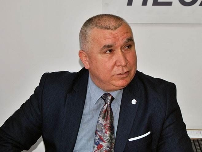 CIK zatražio infomacije od nadležnih organa: Kostadinu Vasiću bit će oduzet mandat u NSRS?