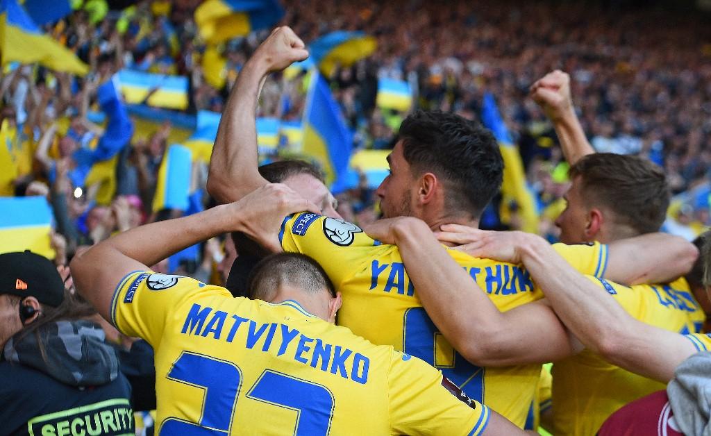 Dok traje rat u njihovoj zemlji: Ukrajinski fudbaleri došli na korak od Svjetskog prvenstva