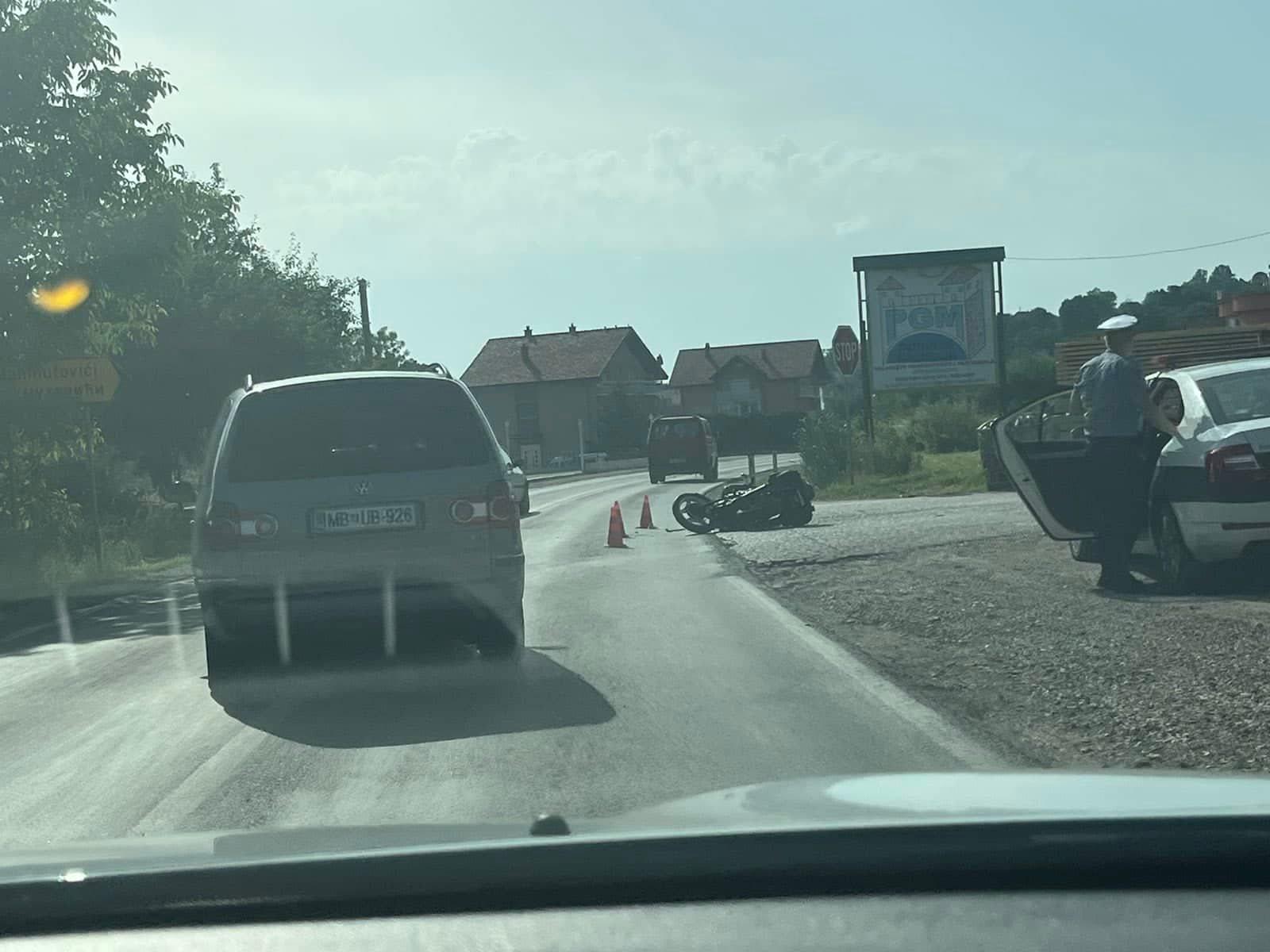 Saobraćajna nesreća na ulazu u Kalesiju - Avaz