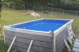 Napravio bazen od drvenih paleta