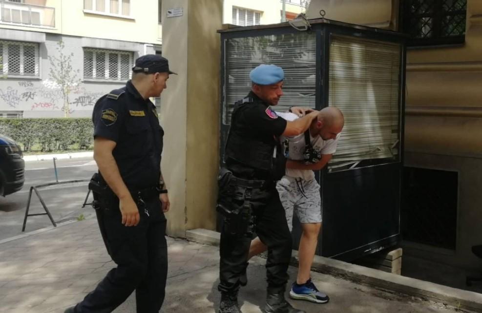 Zatražen jednomjesečni pritvor za Alema Kahrovića koji je uhapšen zbog lažnih dojava o bombama