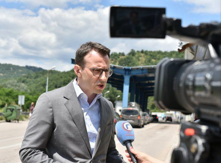 Petru Petkoviću zabranjen ulazak na Kosovo - Avaz