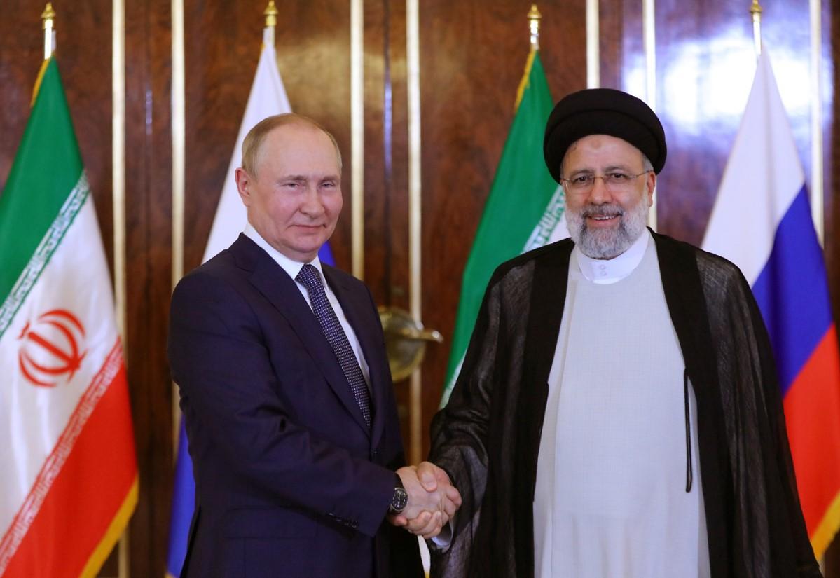 Putin stigao u Iran: Sastanak s ajatolahom Khameneijem iza zatvorenih vrata