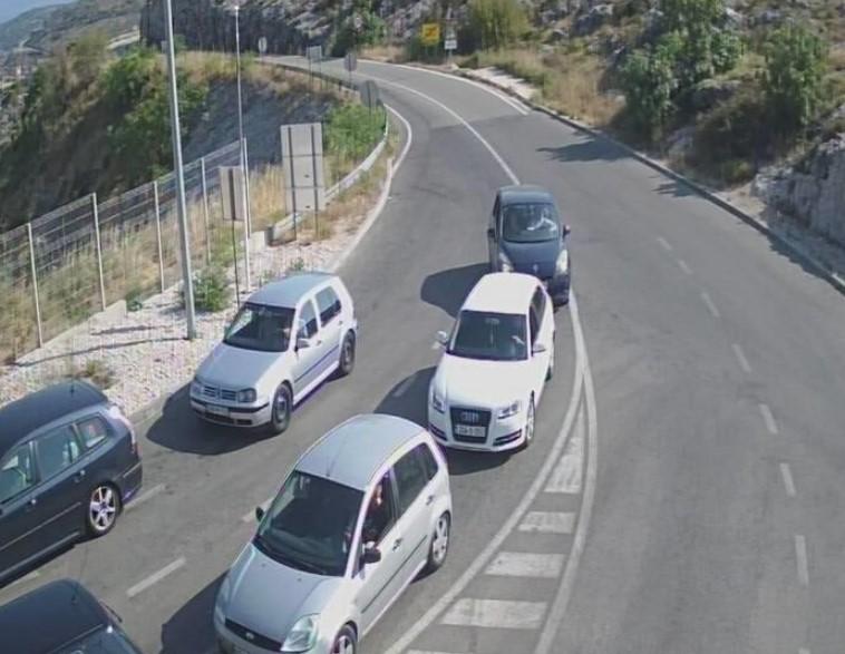 GP Ivanica - ulaz u BiH (Dubrovnik-Trebinje) danas u 16:56 - Avaz