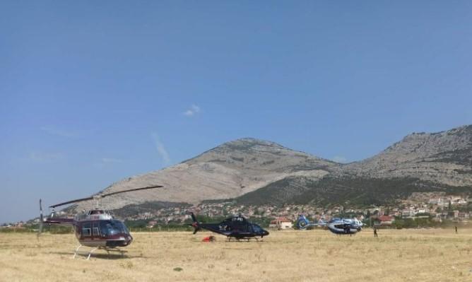 Helikopteri iz Srbije stigli u Trebinje: Pomoći će u gašenju požara