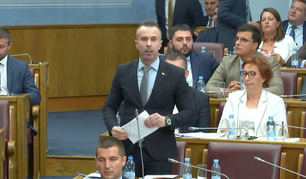 Boris Bogdanović: Vlada Crne Gore je mikroskopska, ne podržava je 90 posto poslanika