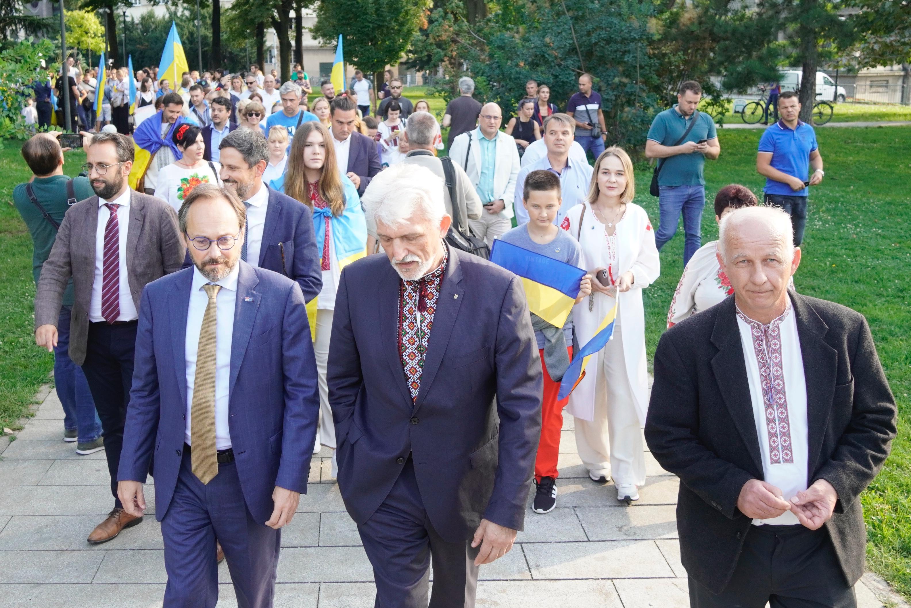 Beograd: "Marš slobode" u čast nezavisnosti Ukrajine