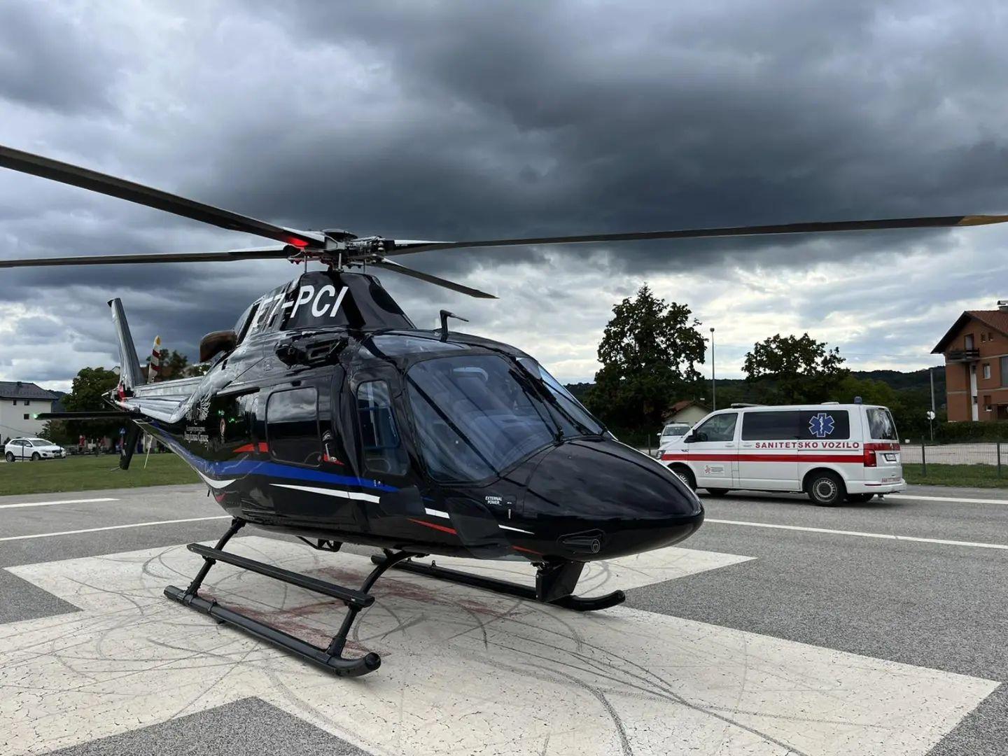 Djevojčica povrijeđena u nesreći kod Prnjavora helikopterom prebačena u Beograd