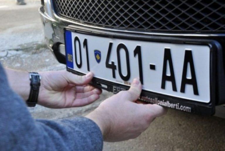 Prva zamjena srbijanskih za registarske tablice RKS izvršena u Prizrenu