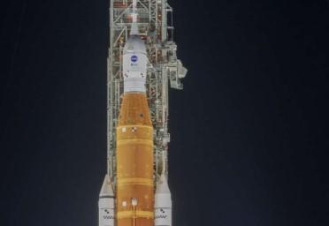 NASA će večeras lansirati na Mjesec raketu Artemis