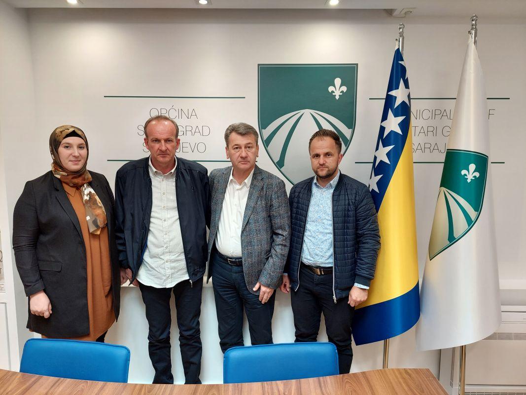 Načelnik Hadžibajrić: Pomoći ćemo opremanje Doma za majke Srebrenice da ima ko da brine o njima kada više ne budu mogle živjeti same - Avaz
