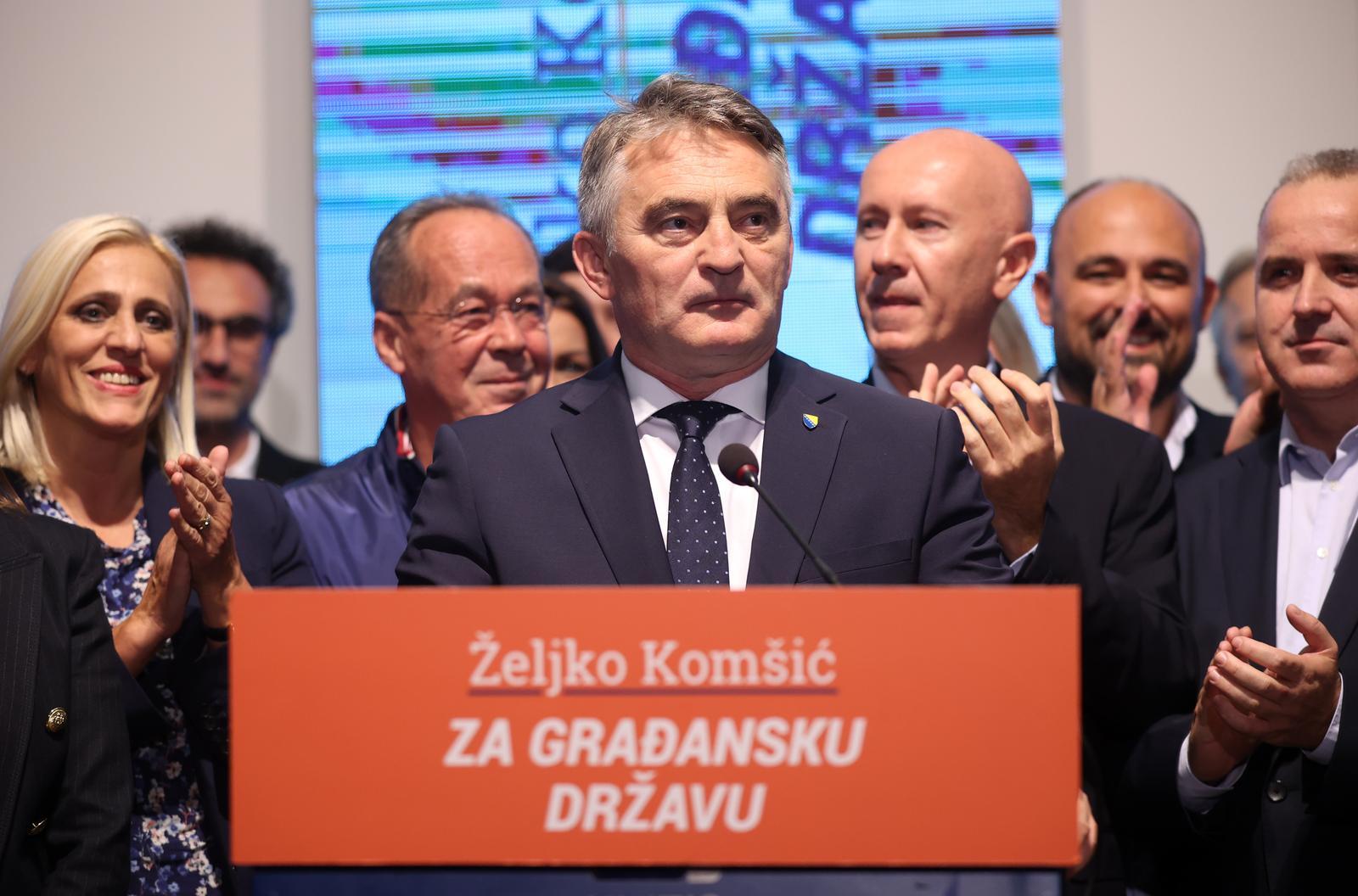 Komšić: Šmit je izvršio direktan udar na demokratiju u BiH - Avaz
