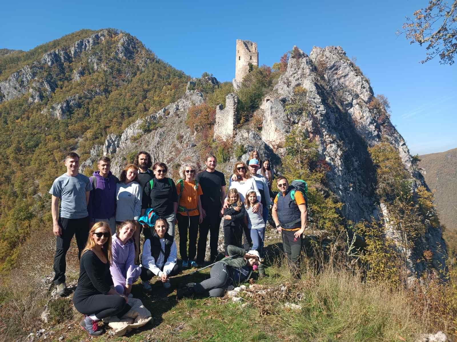 Organizirana posjeta srednjevjekovnom gradu Samoboru i ostacima tvrđave Herceg Stjepana Kosače