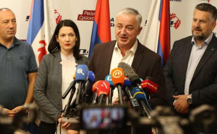 Borenović, Vuković i Trivić danas se obraćaju javnosti: Govorit će o novim saznanjima o izbornim krađama