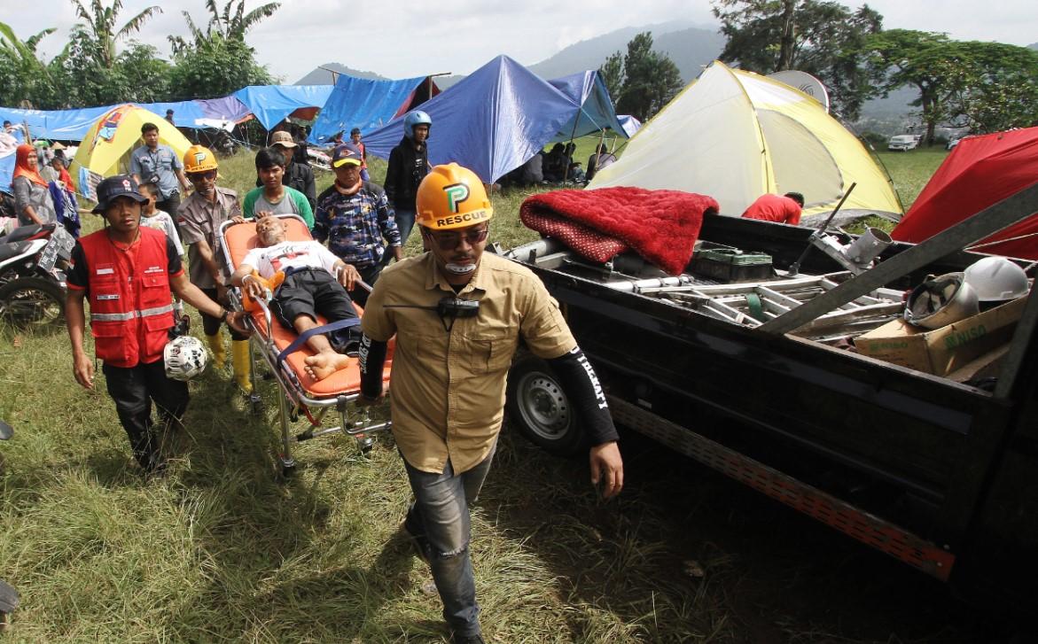 Broj poginulih u zemljotresu u Indoneziji povećan na 271, nestala 151 osoba