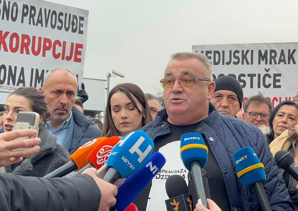 Muriz Memić nakon presude: Poručujem ilidžanskim begovima i ratnim profiterima, doći ćemo po njih sigurno