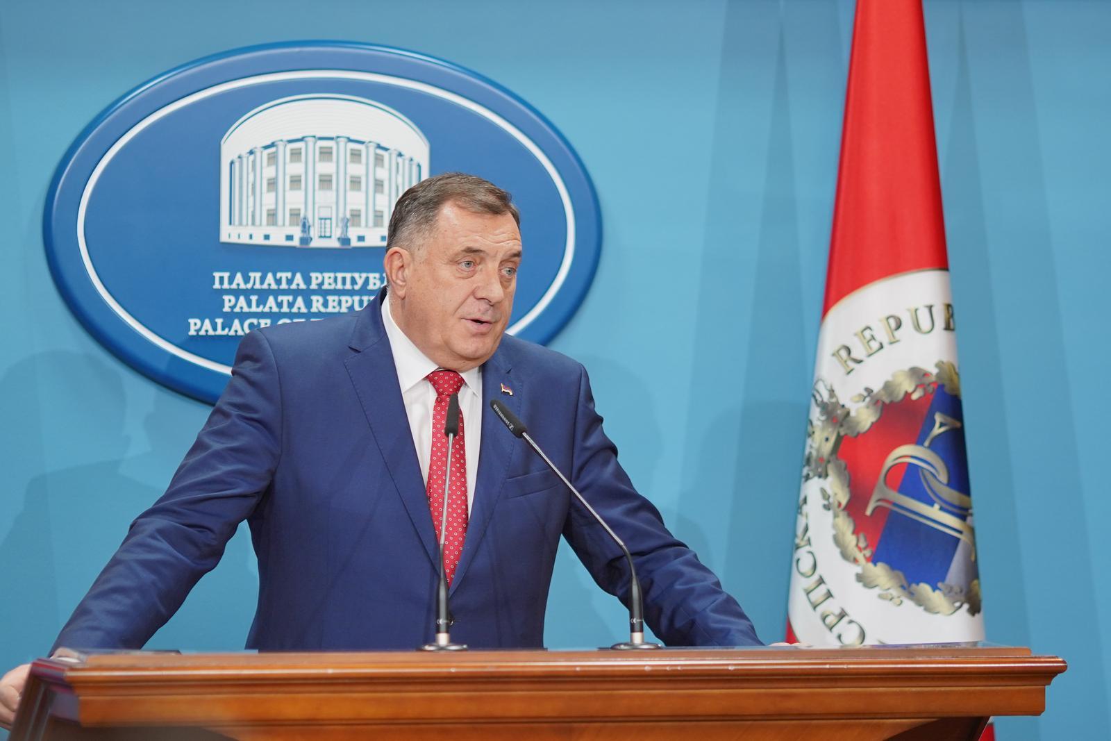 Dodik: SNSD najbolje štiti interese RS - Avaz