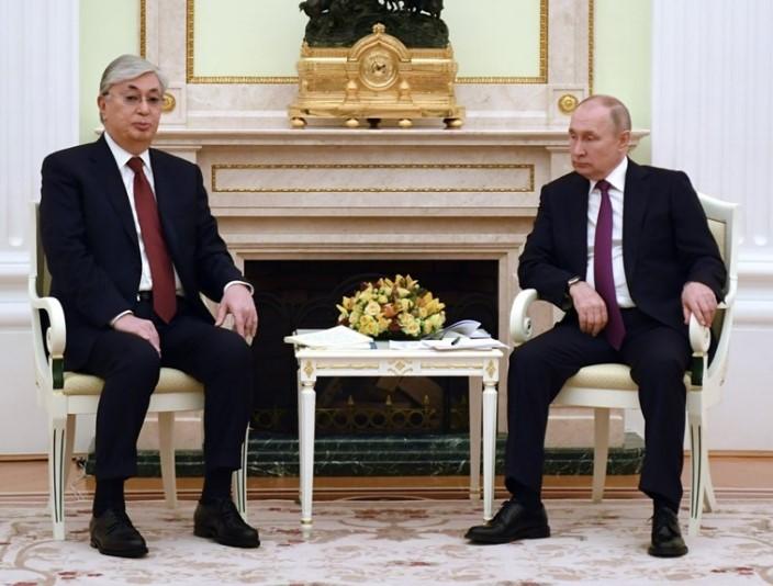 Putin se sastao s predsjednikom Kazahstana