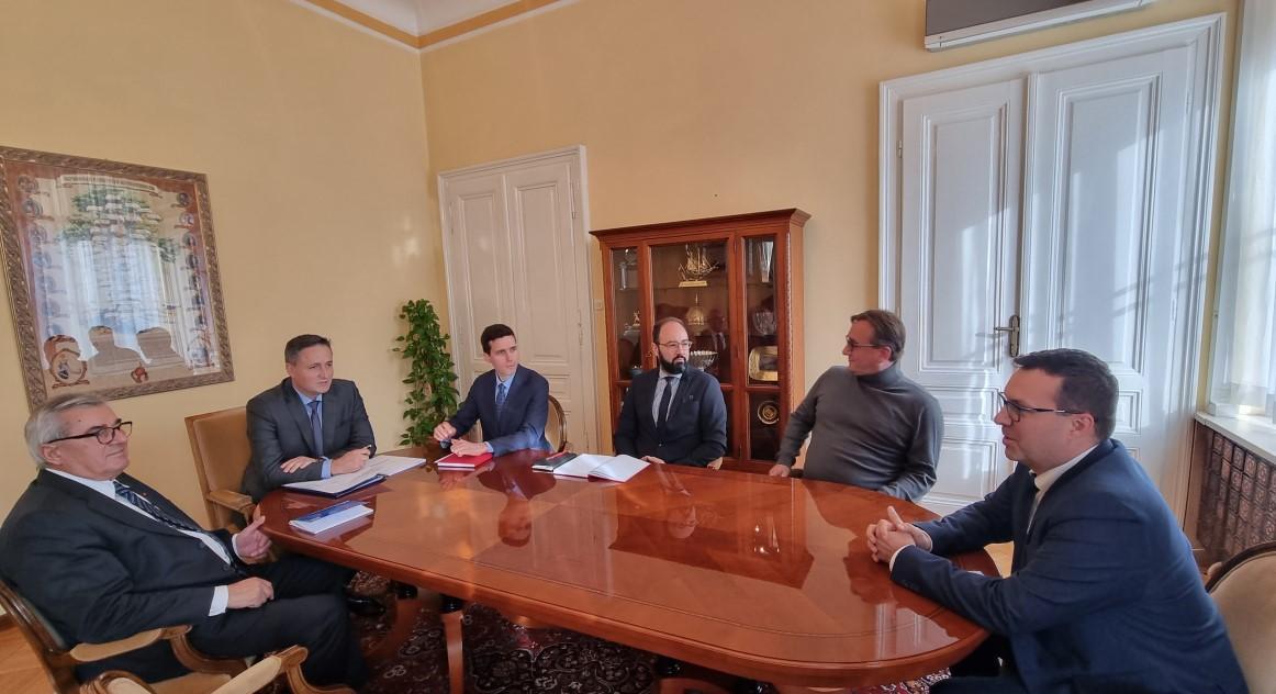 Bećirović se sastao sa ministrom Džindićem: Razgovarali o izgradnji plinovoda