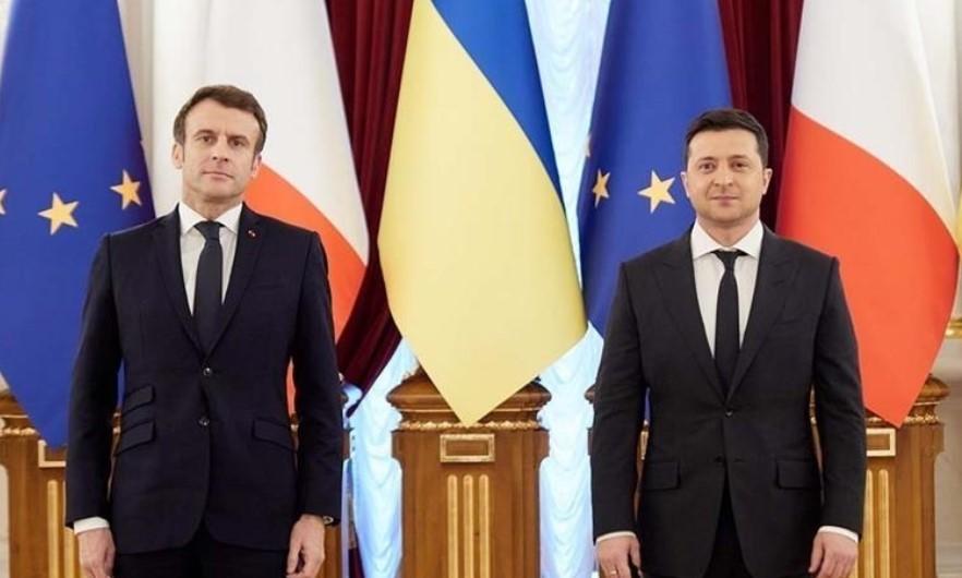 Makron sa Zelenskim: Ukrajina će moći da računa na podršku Francuske - Avaz