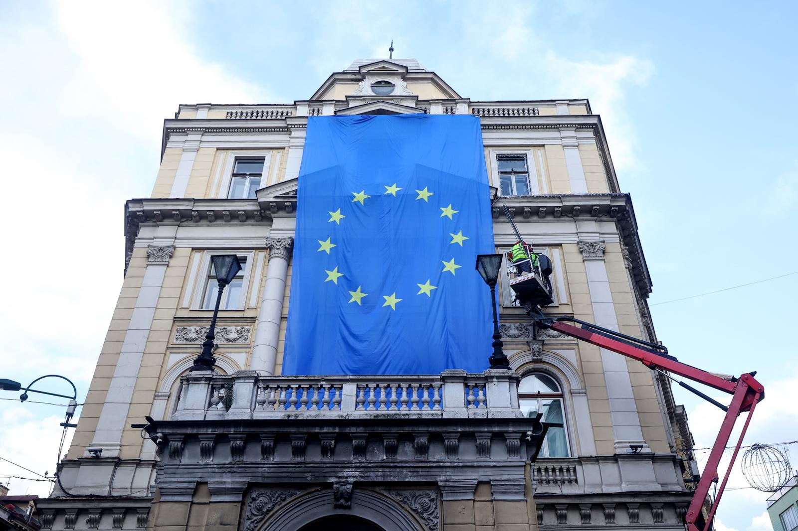 Zastava EU u Sarajevu - Avaz
