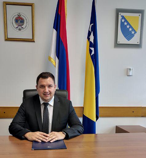 Odbijen prijedlog za ukidanje pritvora bivšem ministru Milošu Lučiću
