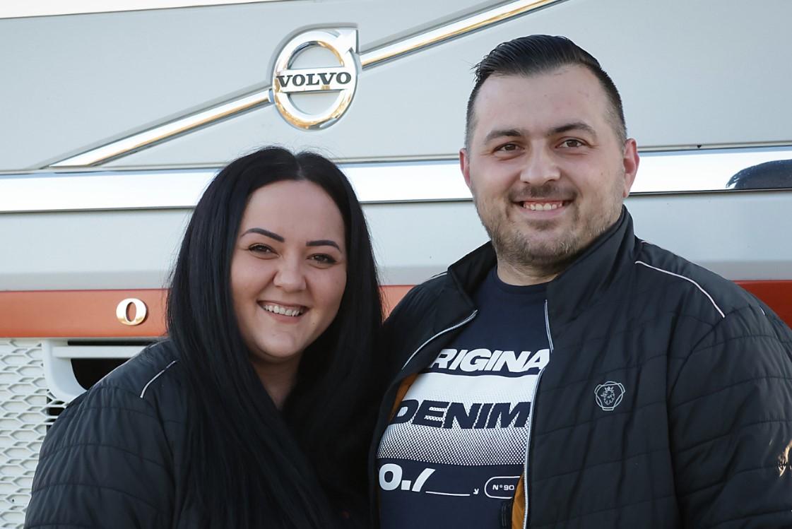 Supružnici Snežana i Đorđe Mandić kamionom za godinu i po prešli 350.000 kilometara