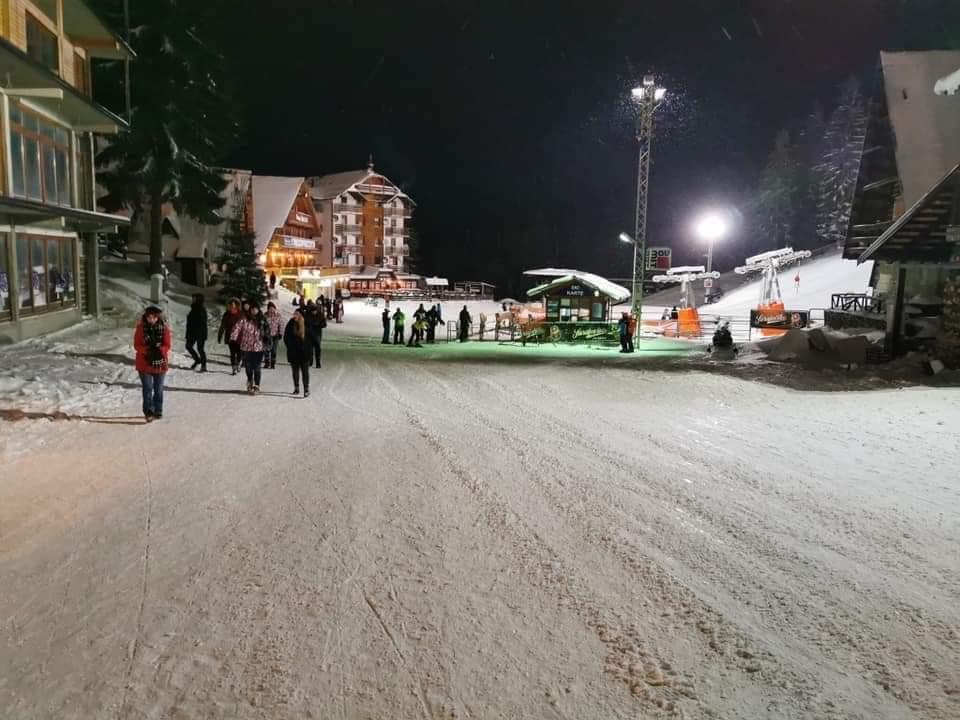 Snijeg na Vlašiću - Avaz